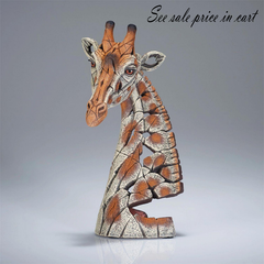 Miniature Giraffe Bust Edge Sculpture 6017685