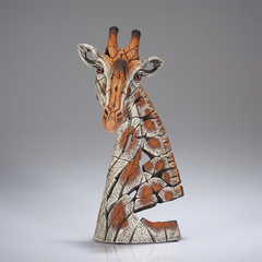 Miniature Giraffe Bust Edge Sculpture 6017685