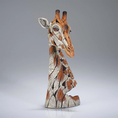 Miniature Giraffe Bust Edge Sculpture 6017685