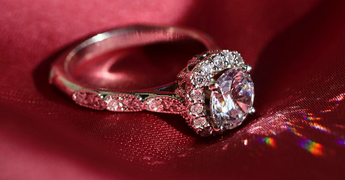 10 Unique Sapphire Engagement Rings Designs That Are Trending in 2025