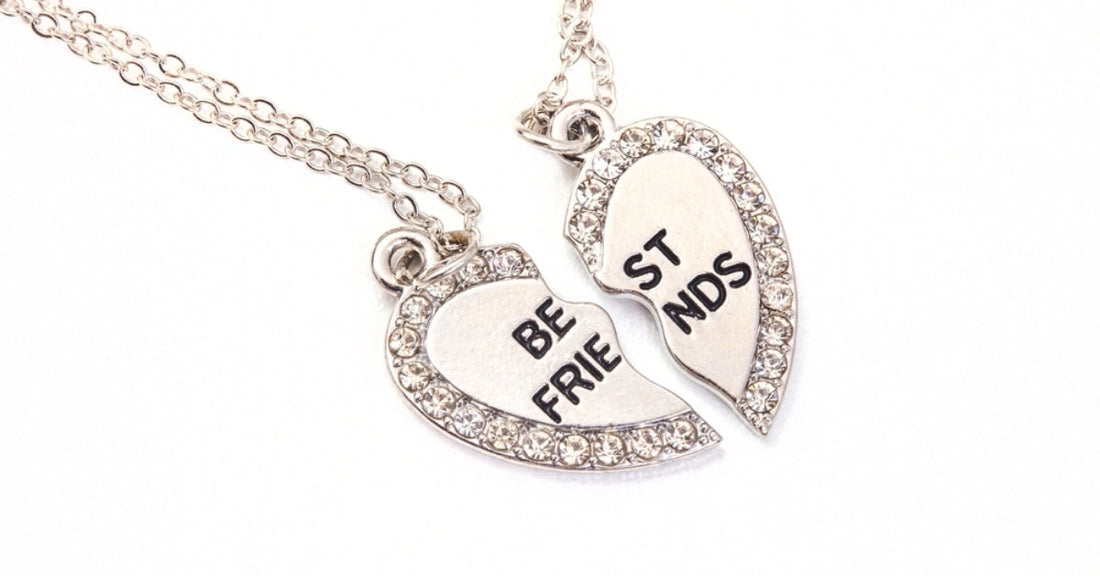 Friendship Necklaces Explained: How to Choose the Perfect Piece for You and Your BFF