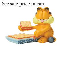 Garfield with Piece of Lasagna Jim Shore Heartwood Creek 6017905
